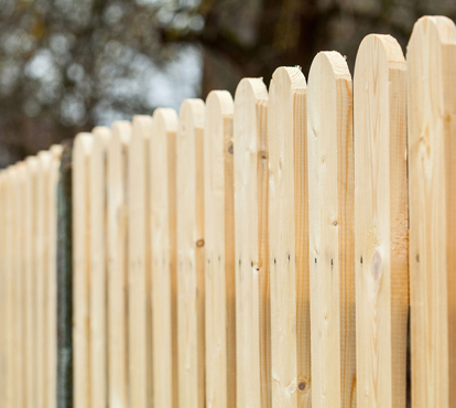 Learn About The Different Types of Wood Fencing