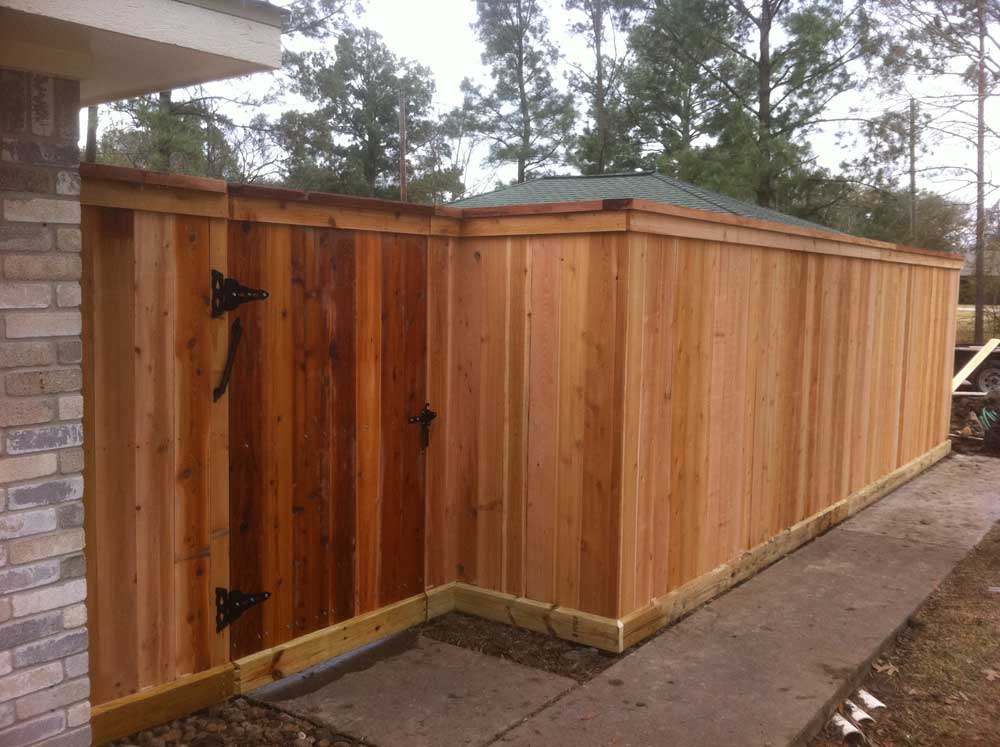 5 Mistakes Houston Homeowners Make When Ordering a New Fence - Fence Company in League City - Lone Star Fence and Construction